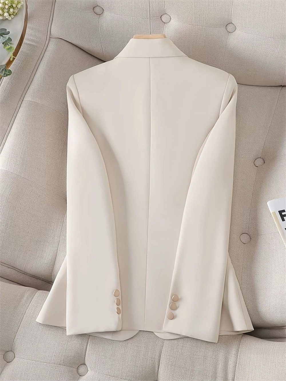 Slim-Fit Single-Button Blazer - Picture 3 of 7